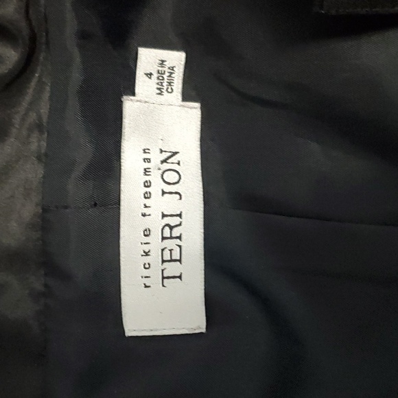 Rickie Freeman for Teri Jon Silk Black Blazer Women Two snaps Size 4 - Picture 6 of 8